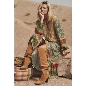 NWT SPELL Lady Untamed Button Down Midi Dress - size Small